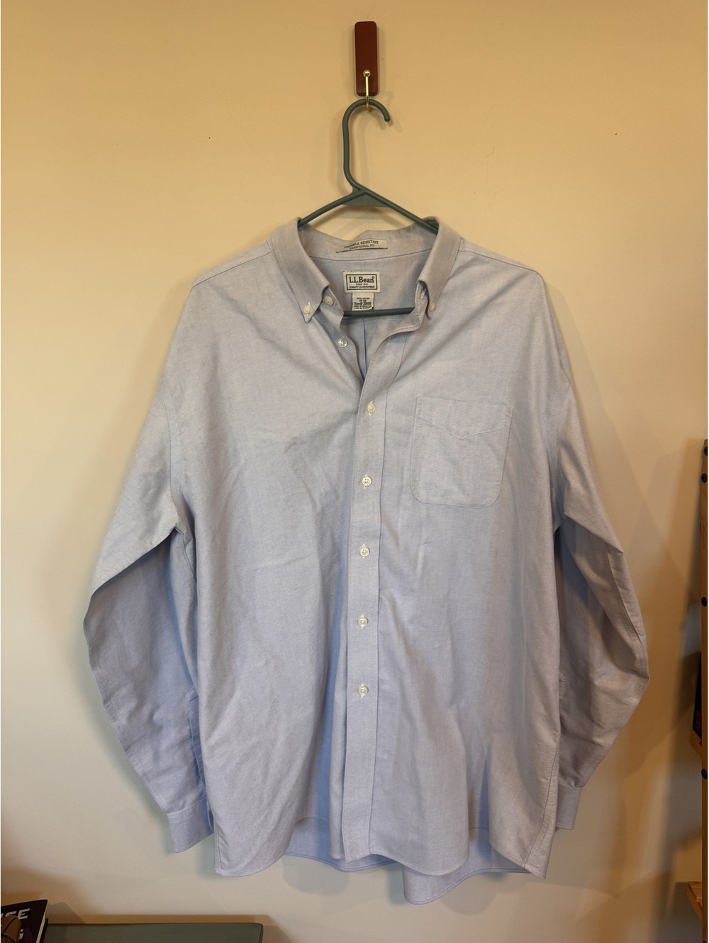 LL Bean Men Size XL Light Blue Oxford Cotton Long Sleeve Button Down Shirt